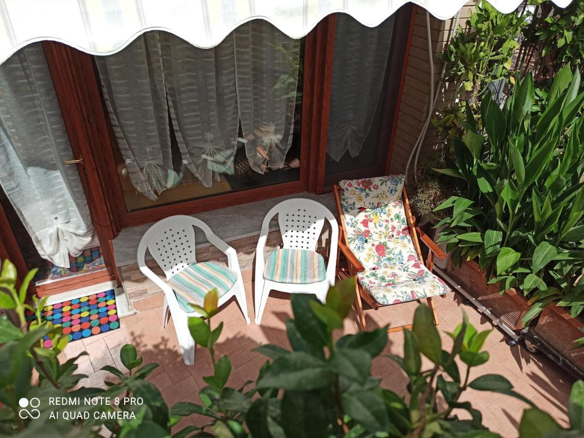 Monocamera Con Terrazzogiardino -Studette -Zona Panoramica Posillipo نابولي المظهر الخارجي الصورة