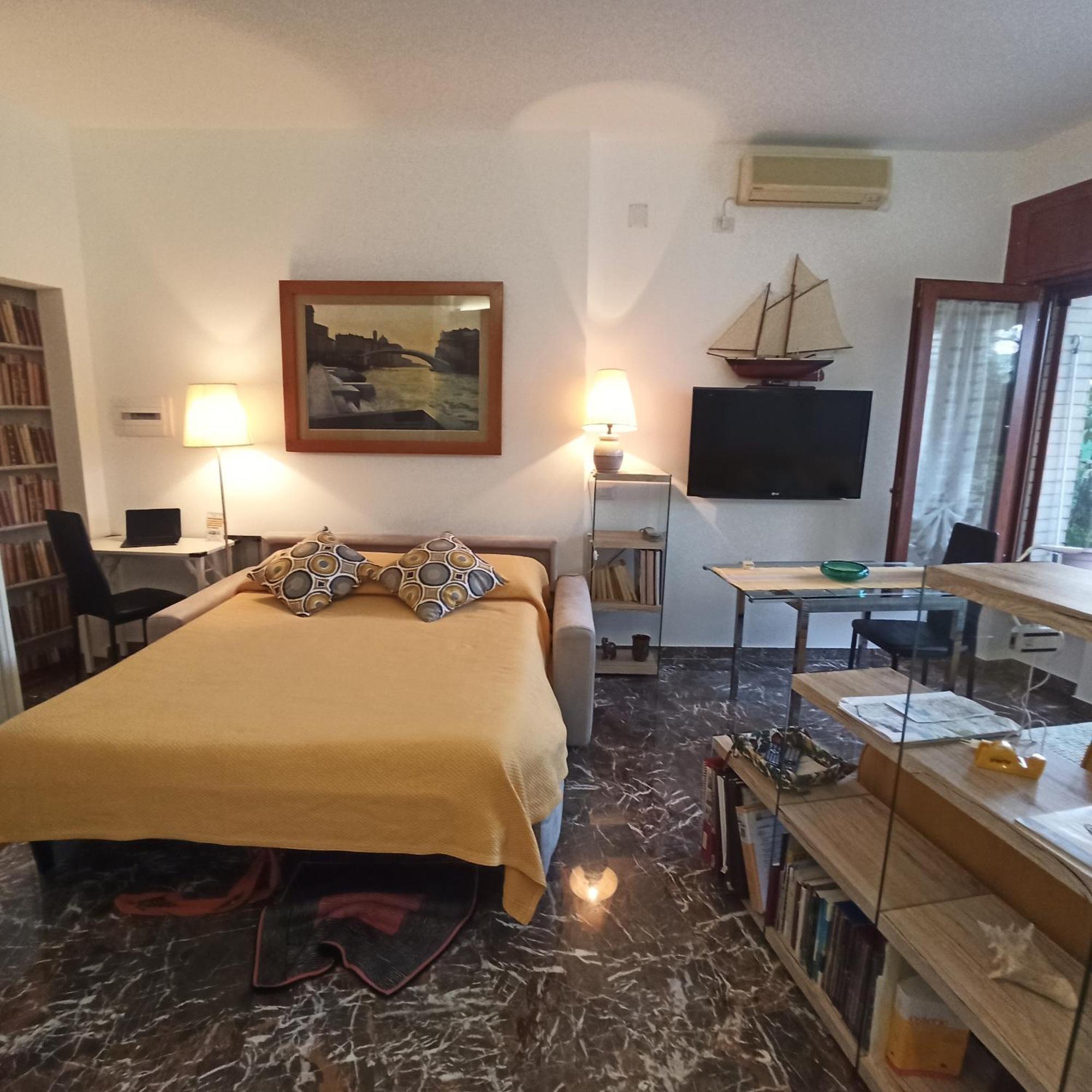Monocamera Con Terrazzogiardino -Studette -Zona Panoramica Posillipo نابولي المظهر الخارجي الصورة